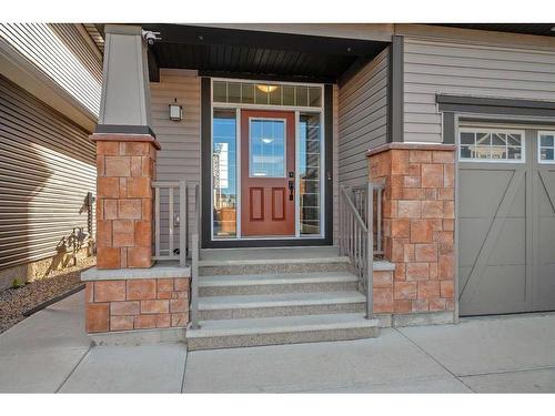 137 Cityside Road Ne, Calgary, AB - Outdoor