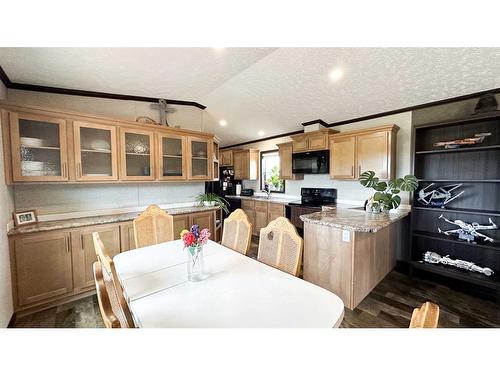 31479 Range Road 52, Rural Mountain View County, AB - Indoor Photo Showing Dining Room