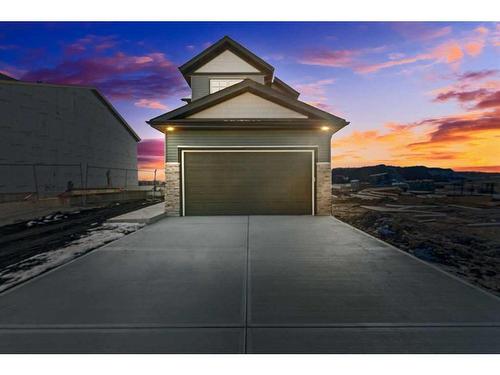 11 Creekstone Gardens Sw, Calgary, AB - Outdoor