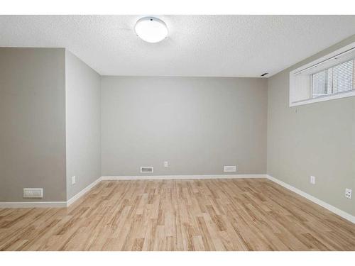 2037 New Brighton Park Se, Calgary, AB - Indoor Photo Showing Other Room