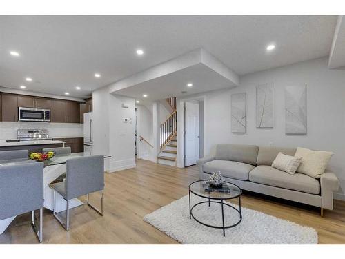 79-3745 Fonda Way Se, Calgary, AB - Indoor Photo Showing Living Room