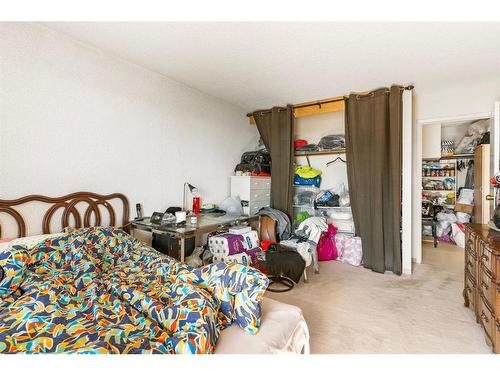 2611-221 6 Avenue Se, Calgary, AB - Indoor Photo Showing Bedroom