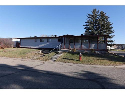 24-Riley St Street, High River, AB - Outdoor