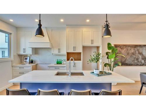 367 Sage Hill Rise Nw, Calgary, AB - Indoor Photo Showing Kitchen With Double Sink With Upgraded Kitchen