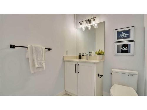 367 Sage Hill Rise Nw, Calgary, AB - Indoor Photo Showing Bathroom