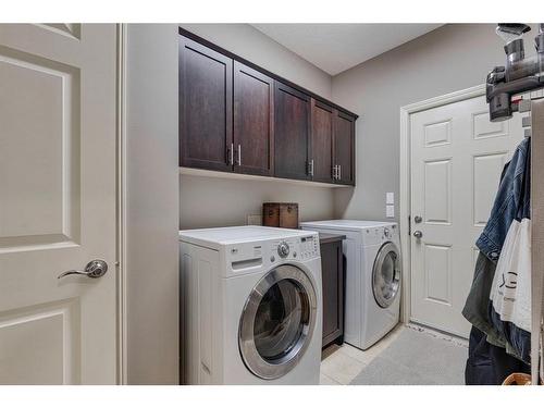 106 Autumn Gardens Se, Calgary, AB - Indoor Photo Showing Laundry Room