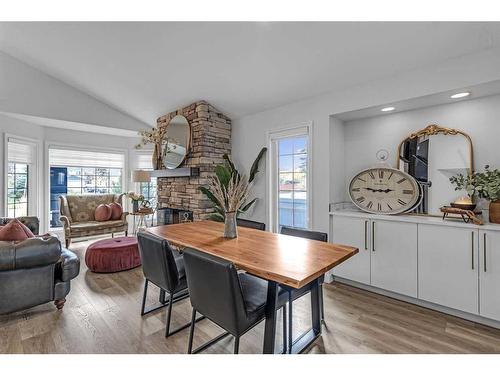 303 Coral Sands Terrace Ne, Calgary, AB - Indoor Photo Showing Living Room