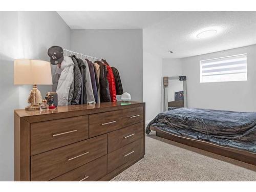 303 Coral Sands Terrace Ne, Calgary, AB - Indoor Photo Showing Bedroom