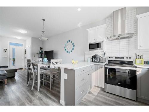 183 Seton Heath Se, Calgary, AB - Indoor Photo Showing Kitchen