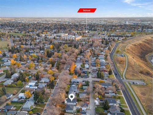 2037 27 Street Se, Calgary, AB - Outdoor With View