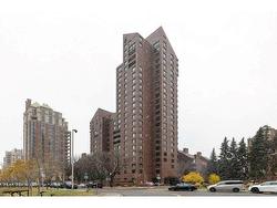 601A-500 Eau Claire Avenue SW Calgary, AB T2P 3R8