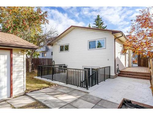 3224 108 Avenue Sw, Calgary, AB - Outdoor With Exterior