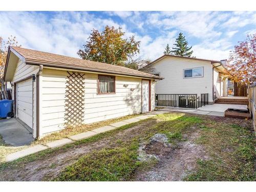 3224 108 Avenue Sw, Calgary, AB - Outdoor With Exterior