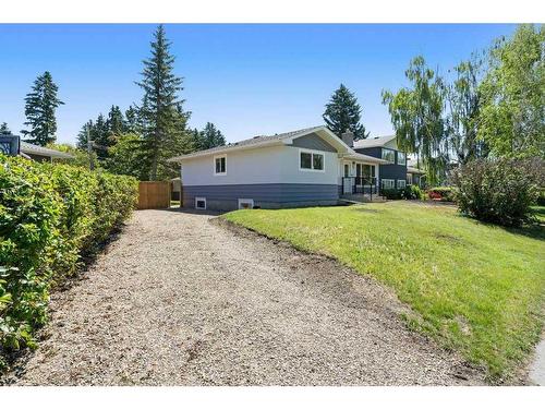 94 Haysboro Crescent Sw, Calgary, AB - Outdoor