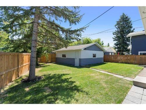 94 Haysboro Crescent Sw, Calgary, AB - Outdoor