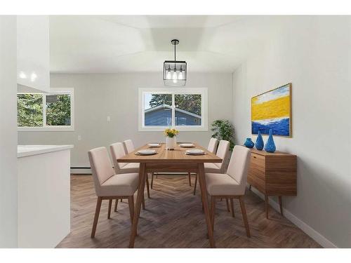 94 Haysboro Crescent Sw, Calgary, AB - Indoor Photo Showing Dining Room