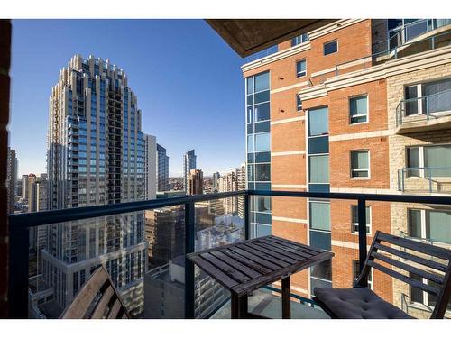 2301-910 5 Avenue Sw, Calgary, AB - Outdoor With Balcony