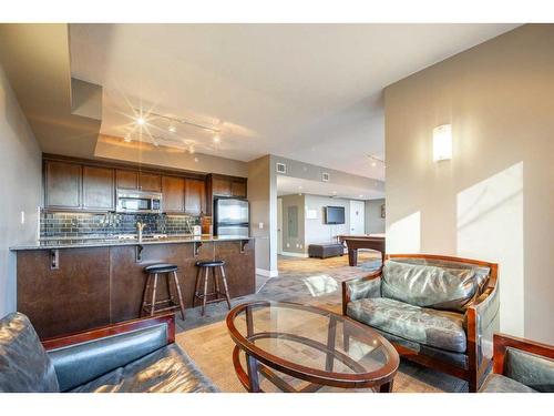 2301-910 5 Avenue Sw, Calgary, AB - Indoor