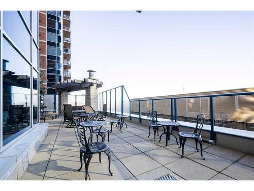 2301-910 5 Avenue Sw, Calgary, AB - Outdoor With Deck Patio Veranda