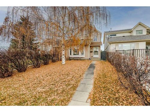 16 Woodmont Green Sw, Calgary, AB - Outdoor