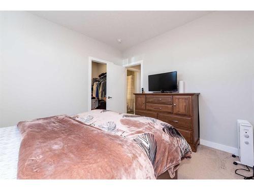 77 Homestead Boulevard Ne, Calgary, AB - Indoor Photo Showing Bedroom