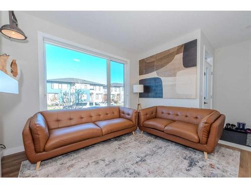 77 Homestead Boulevard Ne, Calgary, AB - Indoor Photo Showing Living Room