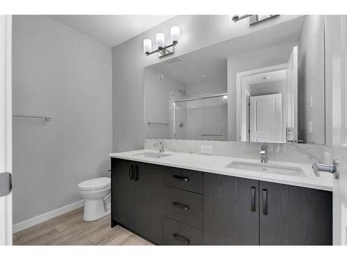 3163 Chinook Winds Drive Sw, Airdrie, AB - Indoor Photo Showing Bathroom