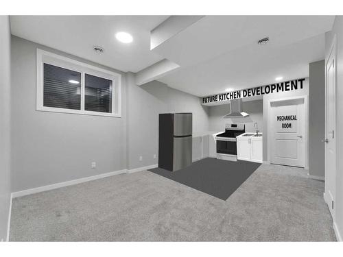 3163 Chinook Winds Drive Sw, Airdrie, AB - Indoor Photo Showing Other Room