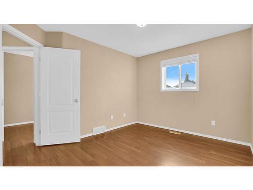 40 Saddlefield Road Ne, Calgary, AB - Indoor Photo Showing Other Room