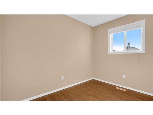 40 Saddlefield Road Ne, Calgary, AB - Indoor Photo Showing Other Room