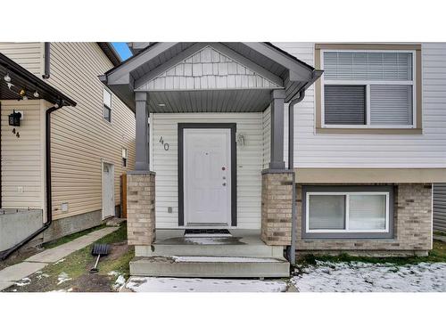 40 Saddlefield Road Ne, Calgary, AB - Outdoor