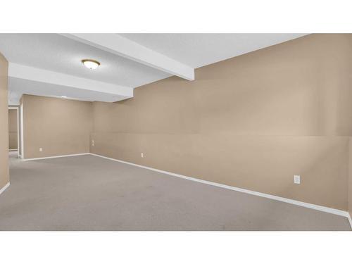 40 Saddlefield Road Ne, Calgary, AB - Indoor Photo Showing Other Room