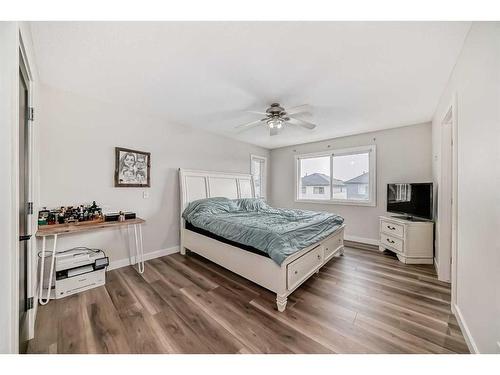 136 Saddlecrest Green Ne, Calgary, AB - Indoor Photo Showing Bedroom