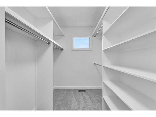 3318 42 Street Sw, Calgary, AB - Indoor With Storage