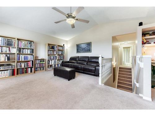 303 Royal Birch View Nw, Calgary, AB - Indoor