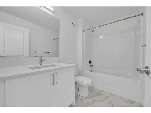 305 Baneberry Way Sw, Airdrie, AB - Indoor Photo Showing Bathroom