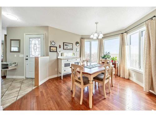 210044 255 Road, Rural Vulcan County, AB - Indoor Photo Showing Dining Room