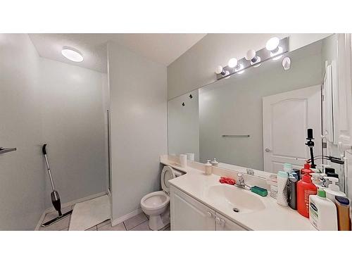 307-103 10 Avenue Nw, Calgary, AB - Indoor Photo Showing Bathroom