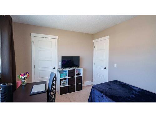 343 Covecreek Circle Ne, Calgary, AB - Indoor Photo Showing Bedroom