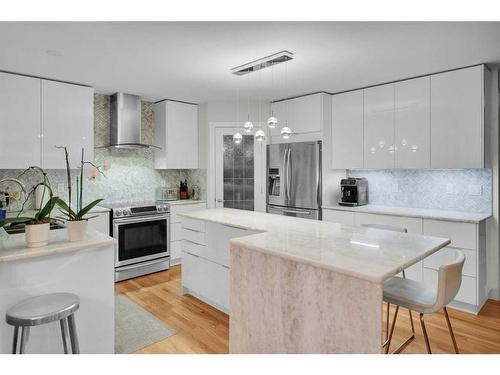 18566 Chaparral Manor Se, Calgary, AB - Indoor Photo Showing Kitchen With Upgraded Kitchen