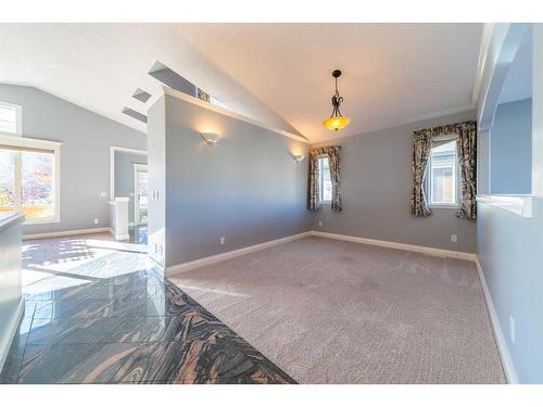 2922 Douglasdale Boulevard Se, Calgary, AB - Indoor Photo Showing Other Room