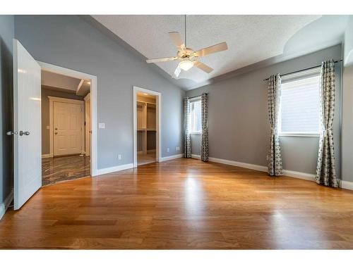 2922 Douglasdale Boulevard Se, Calgary, AB - Indoor Photo Showing Other Room