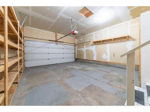 2922 Douglasdale Boulevard Se, Calgary, AB - Indoor Photo Showing Garage