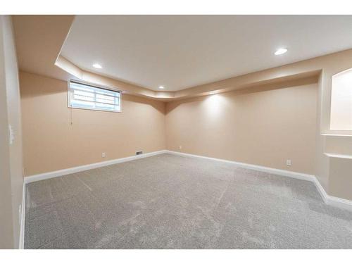 2922 Douglasdale Boulevard Se, Calgary, AB - Indoor