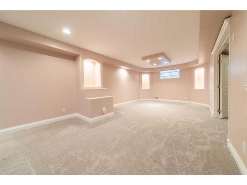 2922 Douglasdale Boulevard Se, Calgary, AB - Indoor Photo Showing Other Room