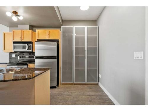 6310-11811 Lake Fraser Drive Se, Calgary, AB - Indoor Photo Showing Kitchen With Stainless Steel Kitchen