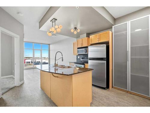 6310-11811 Lake Fraser Drive Se, Calgary, AB - Indoor Photo Showing Kitchen With Stainless Steel Kitchen