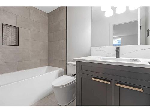 340 West Chestermere Drive, Chestermere, AB - Indoor Photo Showing Bathroom