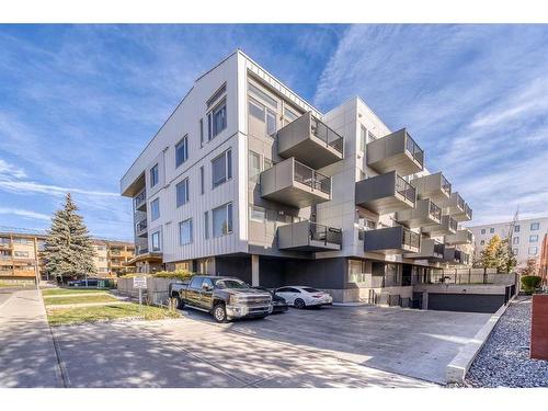 410-730 5 Street Ne, Calgary, AB - Outdoor