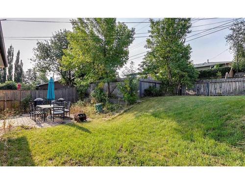 7323 Hunterview Drive Nw, Calgary, AB - Outdoor With Backyard